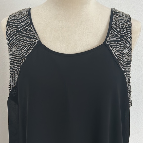 Gorgeous Black Beaded Sleeveless Blouse - Picture 2 of 3